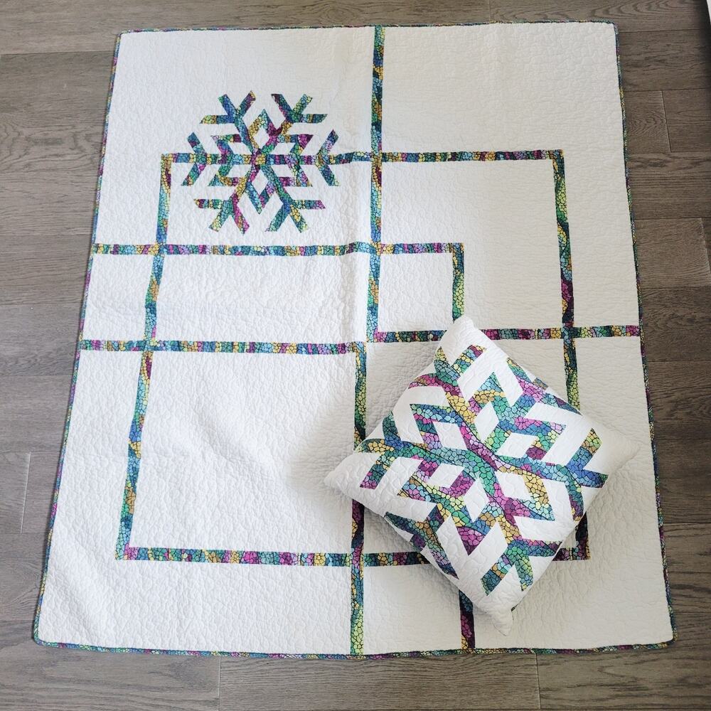 Rare Twin Size Vintage Quilt with Pillow Star design Multicolor